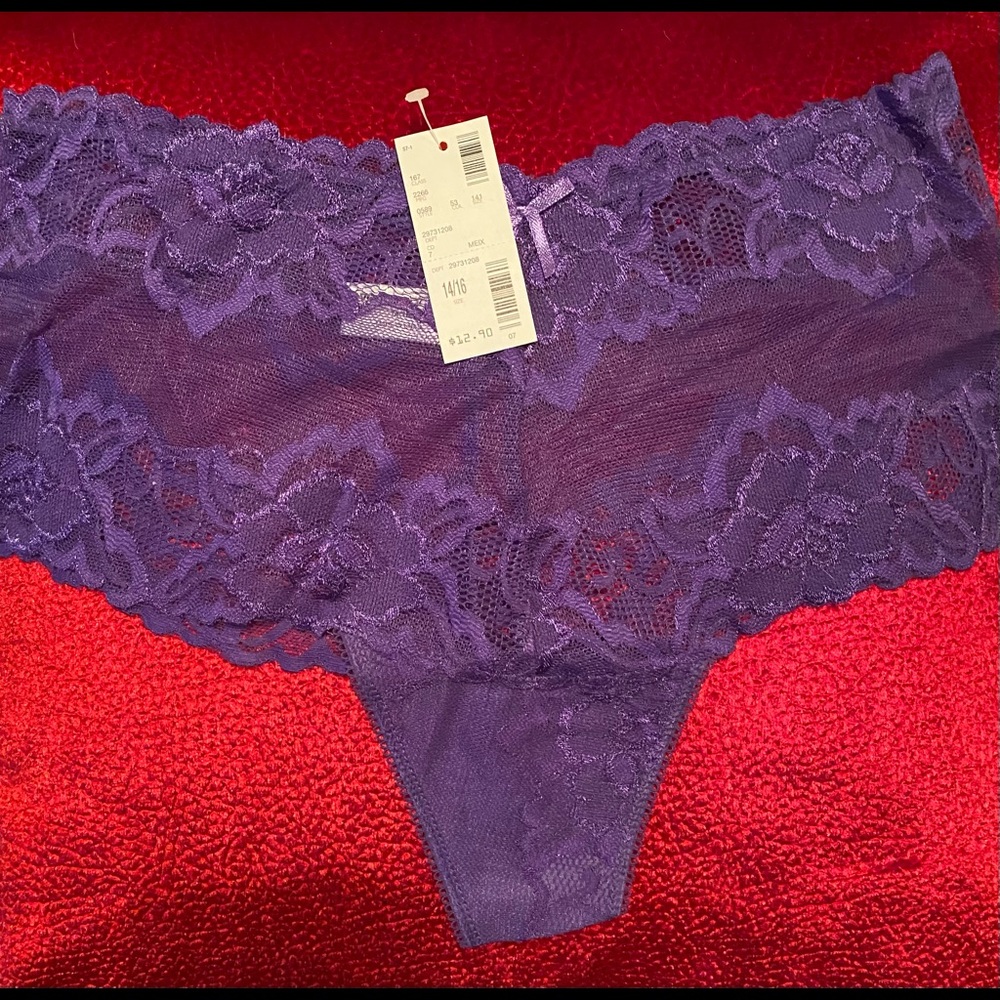 Avenue Body Purple Lace Thong Panties Size 1X NWT